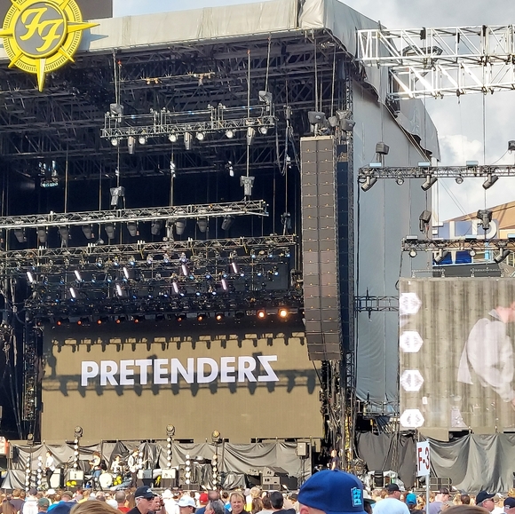 Meet your Posher, Kristin - Picture 5 of 5